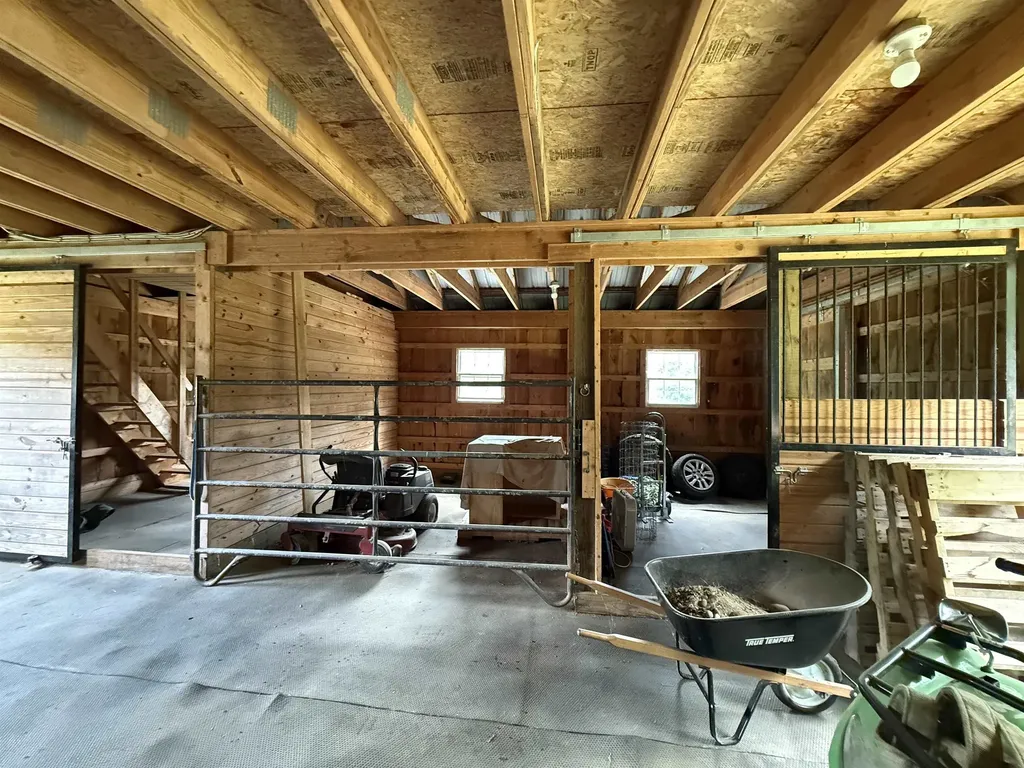 435 Old Francestown Road Weare NH 03281