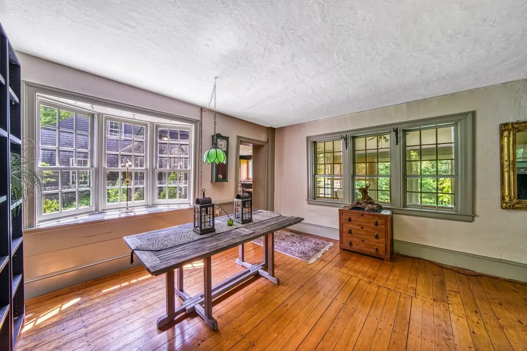 33 Four Corners Road Goshen NH 03752