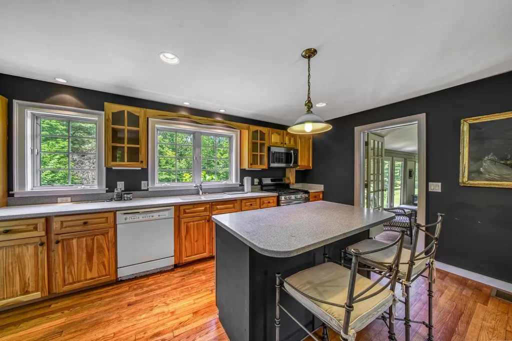 33 Four Corners Road Goshen NH 03752