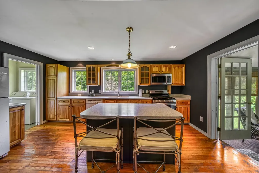 33 Four Corners Road Goshen NH 03752