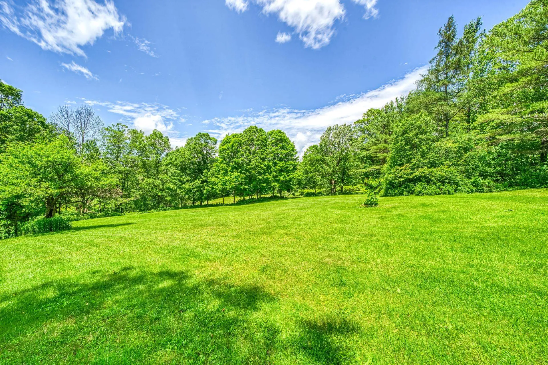 33 Four Corners Road Goshen NH 03752