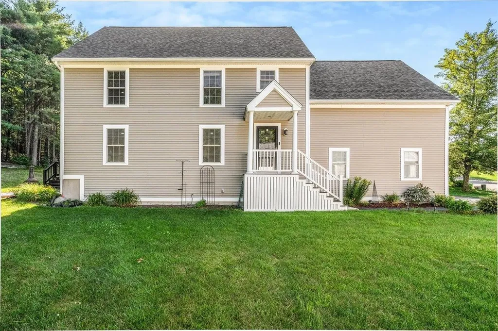 64 Barbara Lane Hudson NH 03051