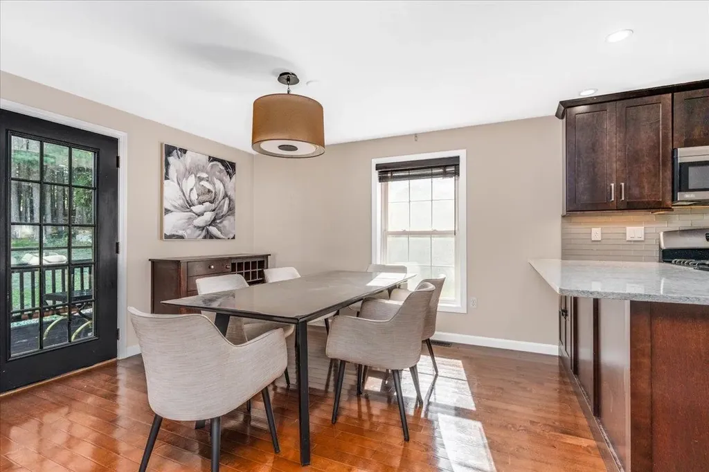 64 Barbara Lane Hudson NH 03051