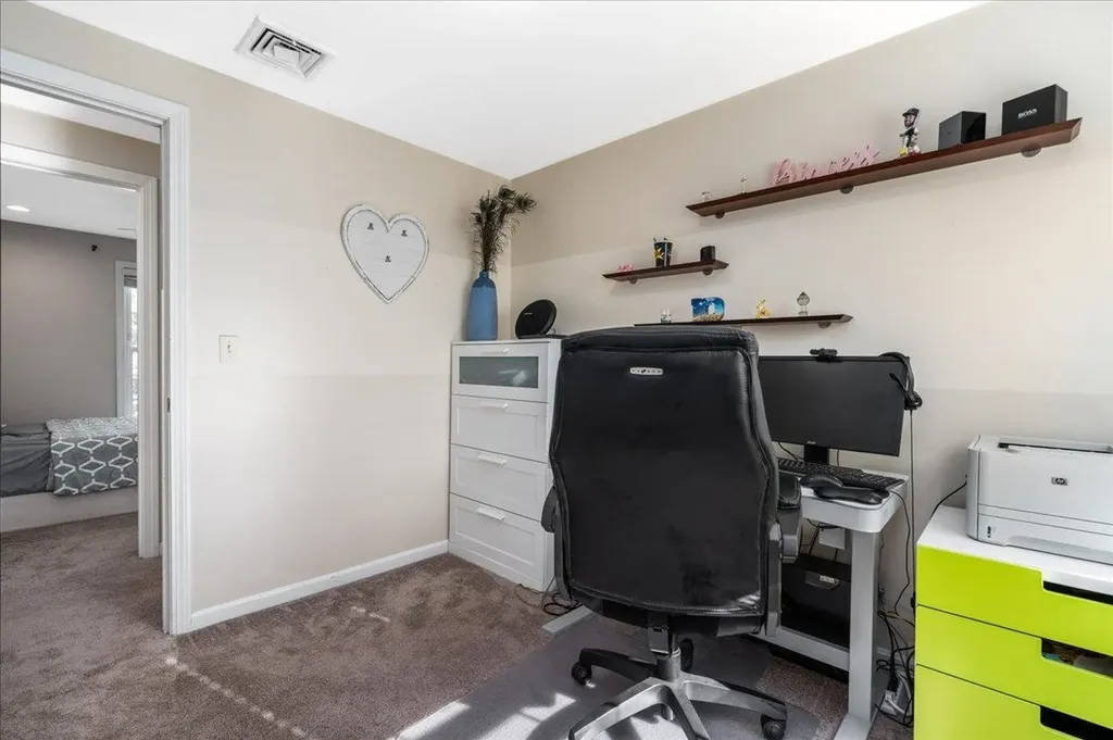 64 Barbara Lane Hudson NH 03051