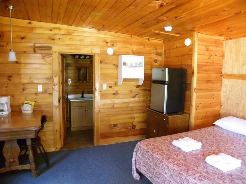 1288 Barton-orleans Road Barton VT 05822