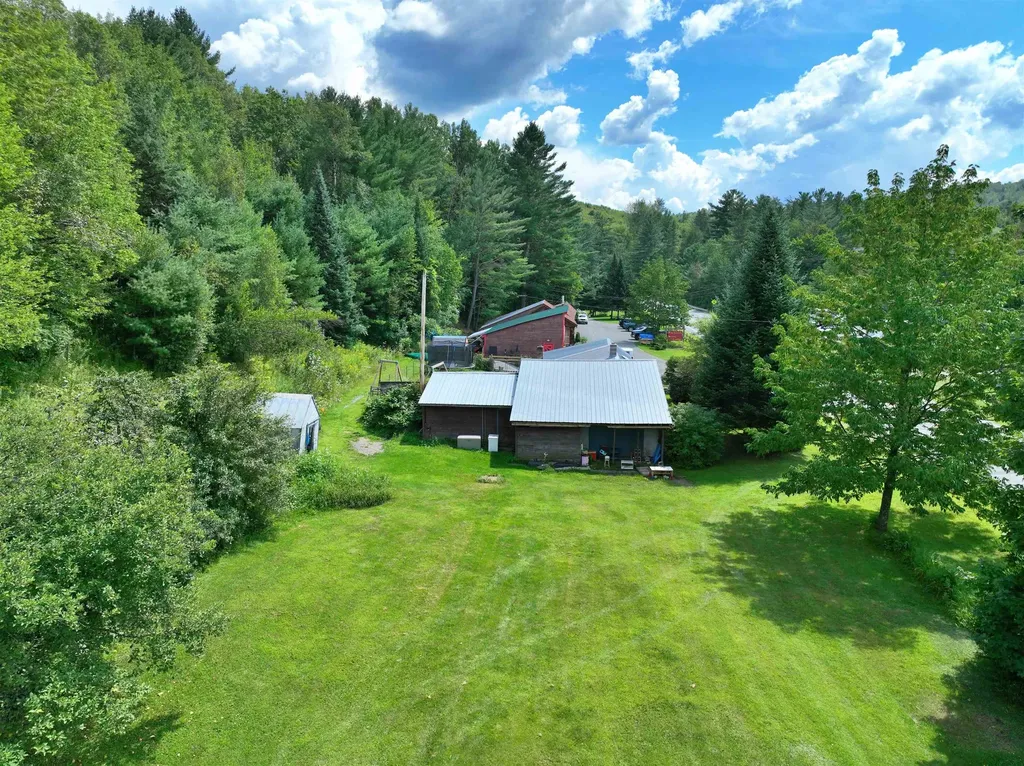 1288 Barton-orleans Road Barton VT 05822
