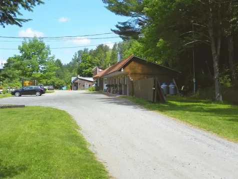 1288 Barton-orleans Road Barton VT 05822