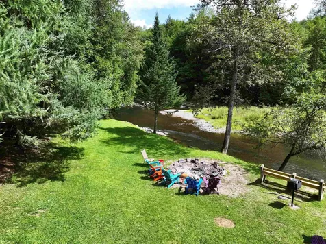 1288 Barton-orleans Road Barton VT 05822