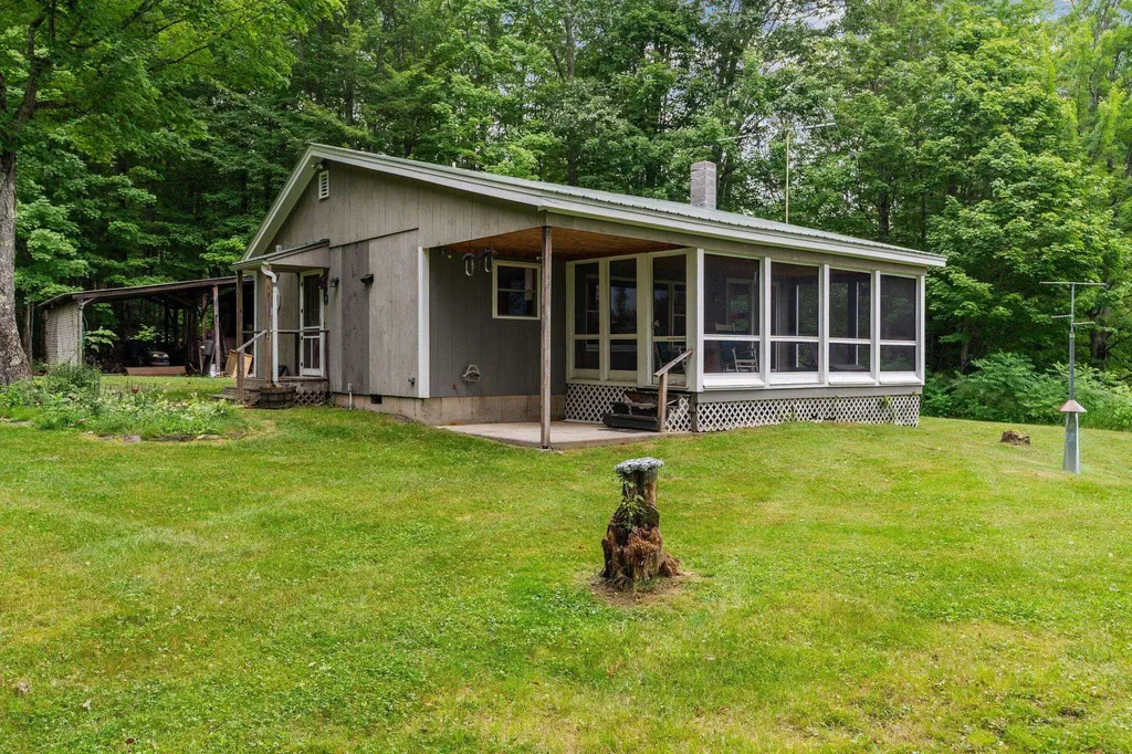 68 Advent Hill Road Hartland VT 05048