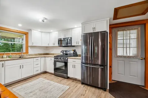 68 Advent Hill Road Hartland VT 05048