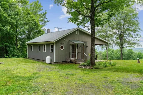 68 Advent Hill Road Hartland VT 05048