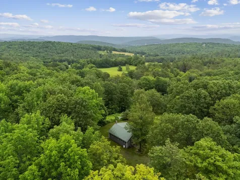 68 Advent Hill Road Hartland VT 05048