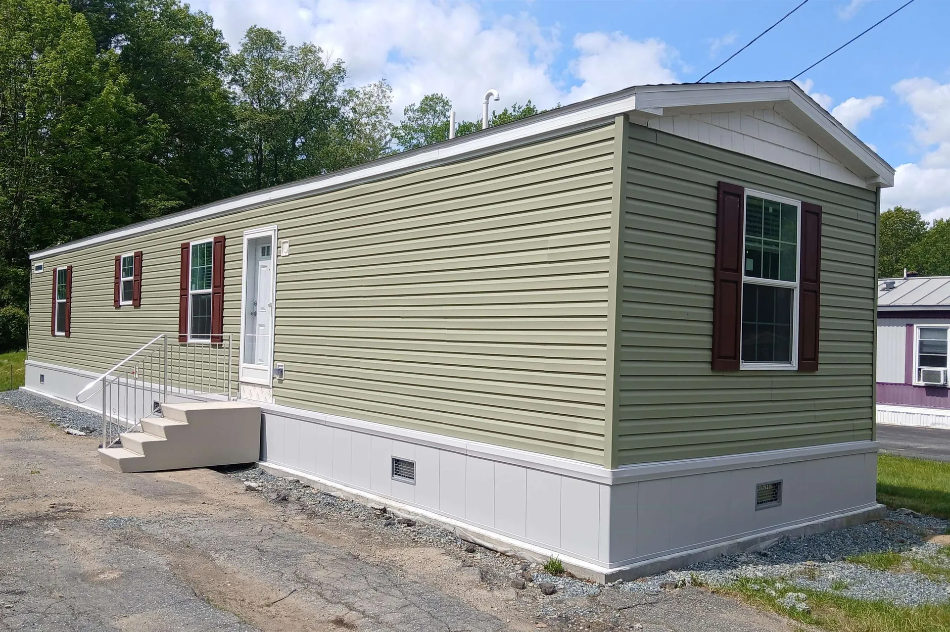 26 Cogswell Way Enfield NH 03748