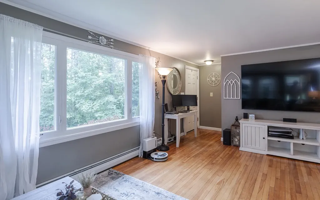 995 Route 9 Chesterfield NH 03466