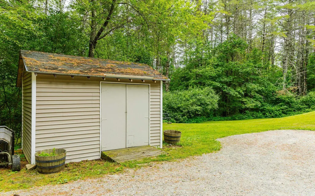 995 Route 9 Chesterfield NH 03466