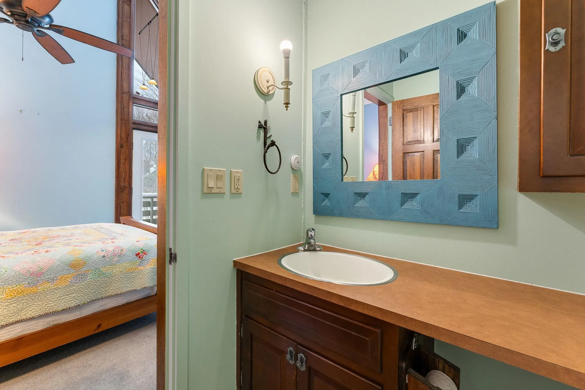 401 Village Road Warren VT 05674