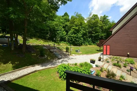 401 Village Road Warren VT 05674