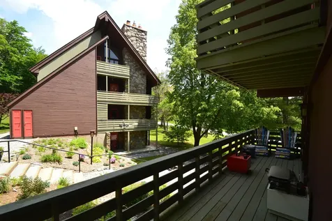 401 Village Road Warren VT 05674