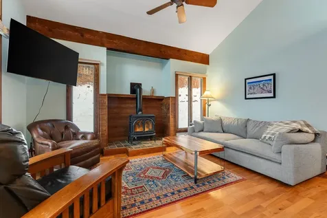 401 Village Road Warren VT 05674