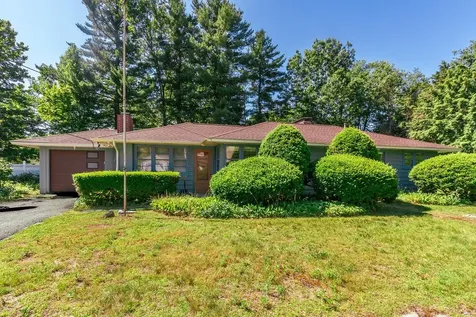 23 Palomino Lane Bedford NH 03110