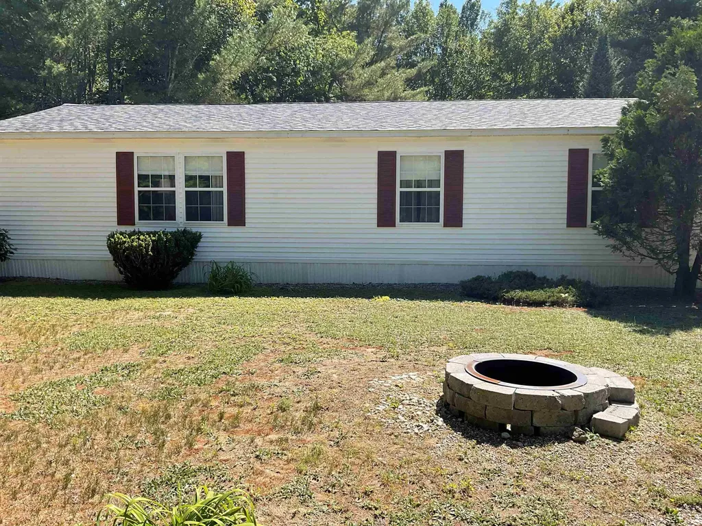 18 Birch Hill Estates Road Wolfeboro NH 03894