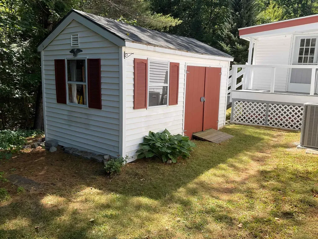 18 Birch Hill Estates Road Wolfeboro NH 03894