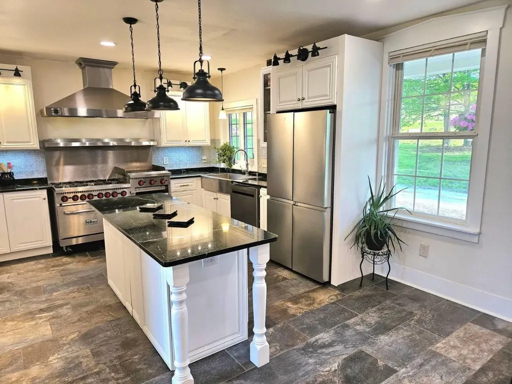 1407 Whittier Hill Cabot VT 05647