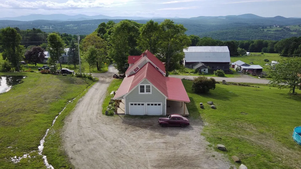 1407 Whittier Hill Cabot VT 05647