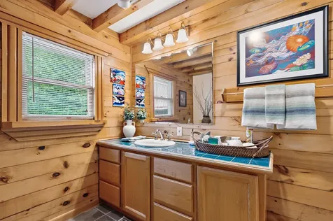 99 Girard Road Littleton NH 03561