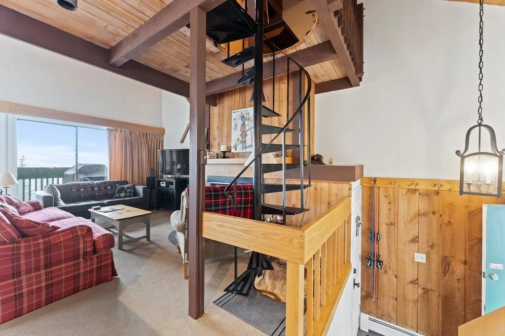 85 Rimrock Road Ludlow VT 05149