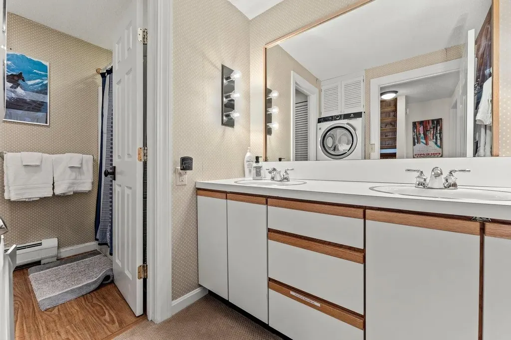 85 Rimrock Road Ludlow VT 05149