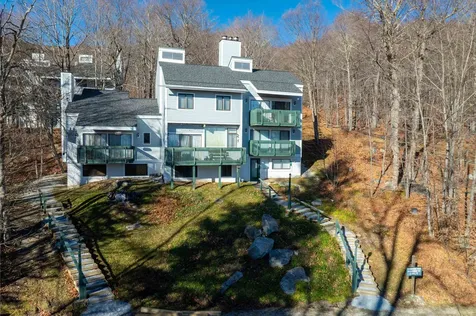 85 Rimrock Road Ludlow VT 05149