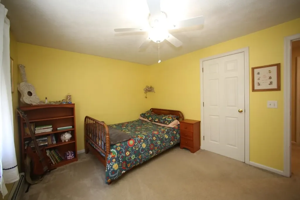 12 Thomas Lane Essex VT 05452