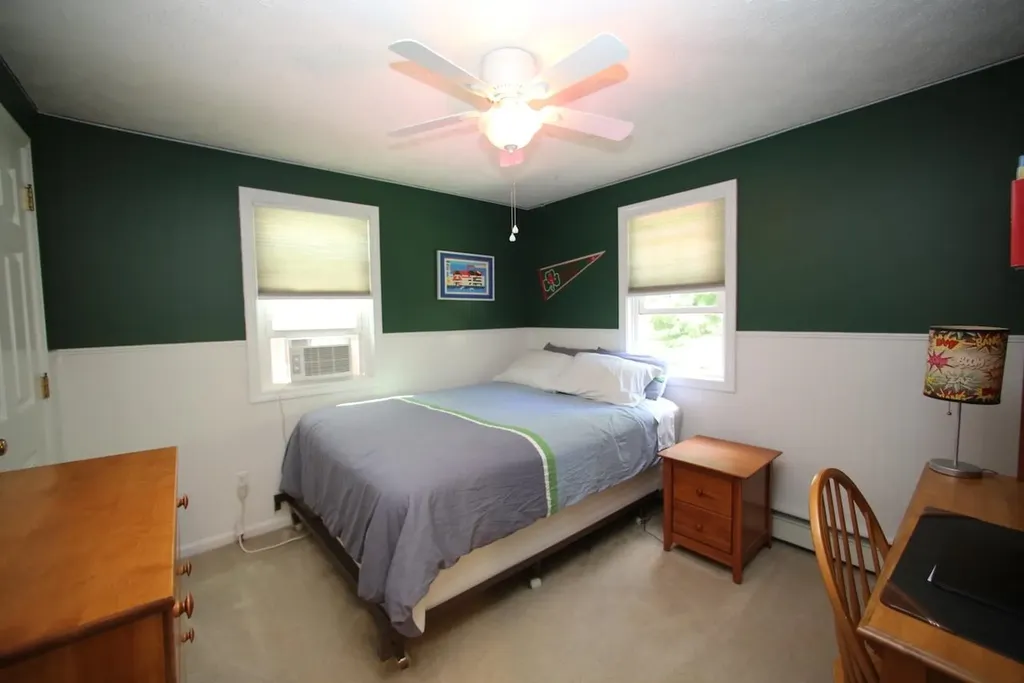 12 Thomas Lane Essex VT 05452