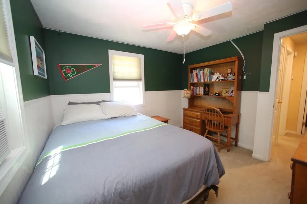 12 Thomas Lane Essex VT 05452