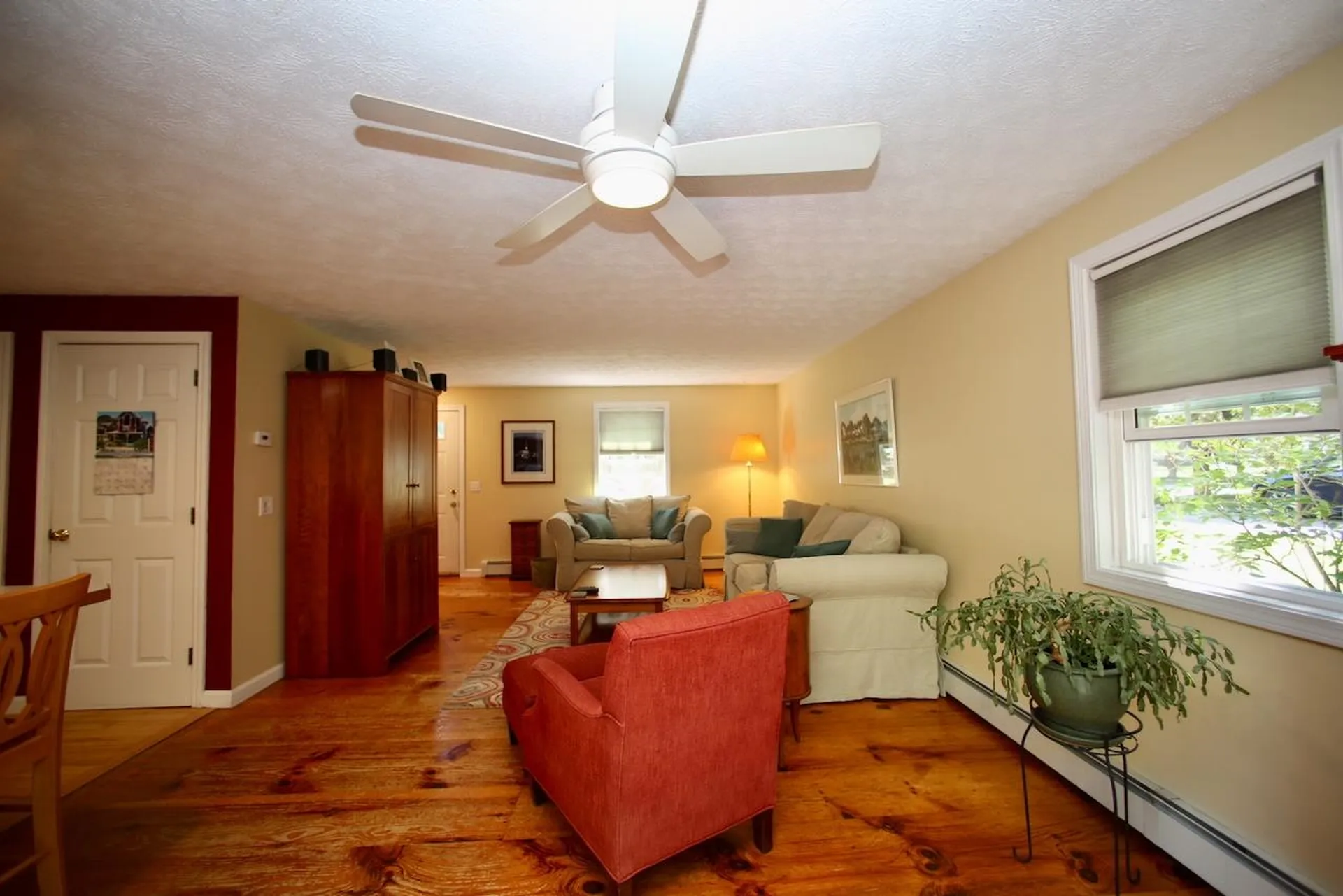 12 Thomas Lane Essex VT 05452