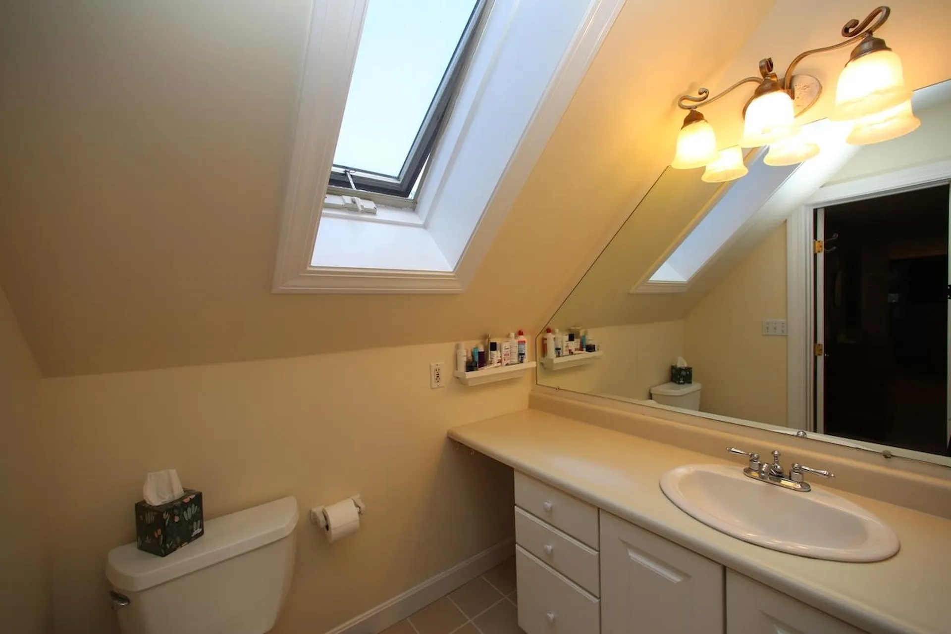 12 Thomas Lane Essex VT 05452