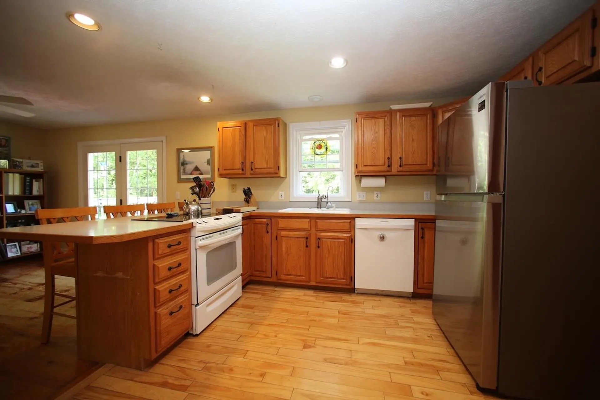 12 Thomas Lane Essex VT 05452