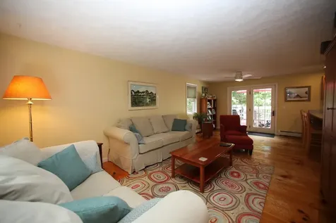 12 Thomas Lane Essex VT 05452