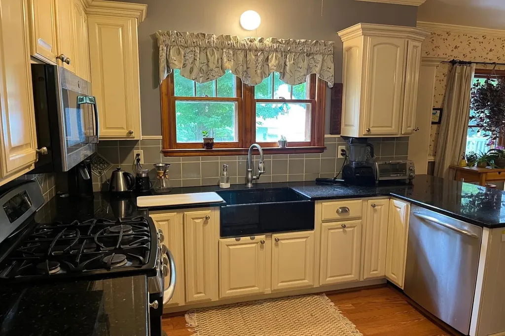 1357 Airport Road Clarendon VT 05759