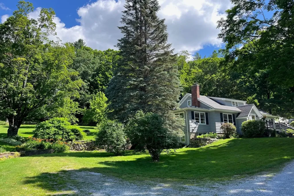 1357 Airport Road Clarendon VT 05759