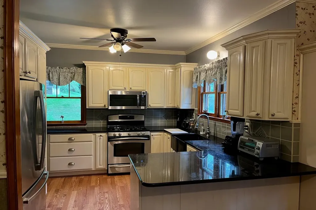 1357 Airport Road Clarendon VT 05759