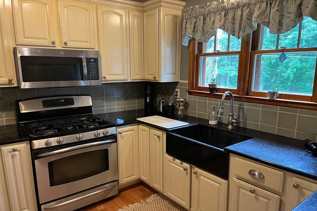 1357 Airport Road Clarendon VT 05759