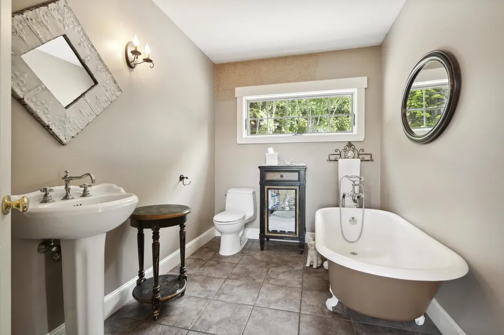 94 Mandi Lane Bristol NH 03222