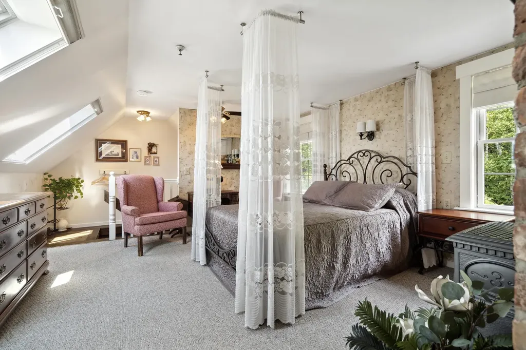 94 Mandi Lane Bristol NH 03222