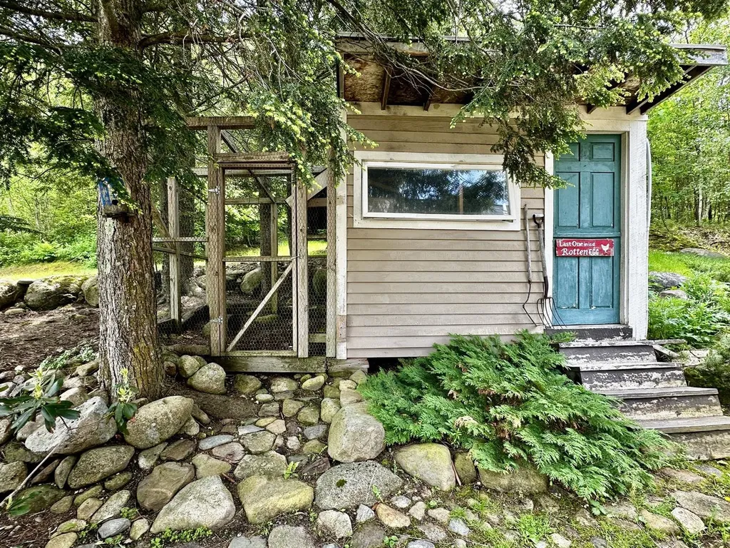 94 Mandi Lane Bristol NH 03222