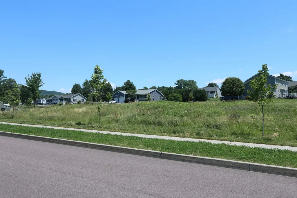 3 Dustin Drive Milton VT 05468