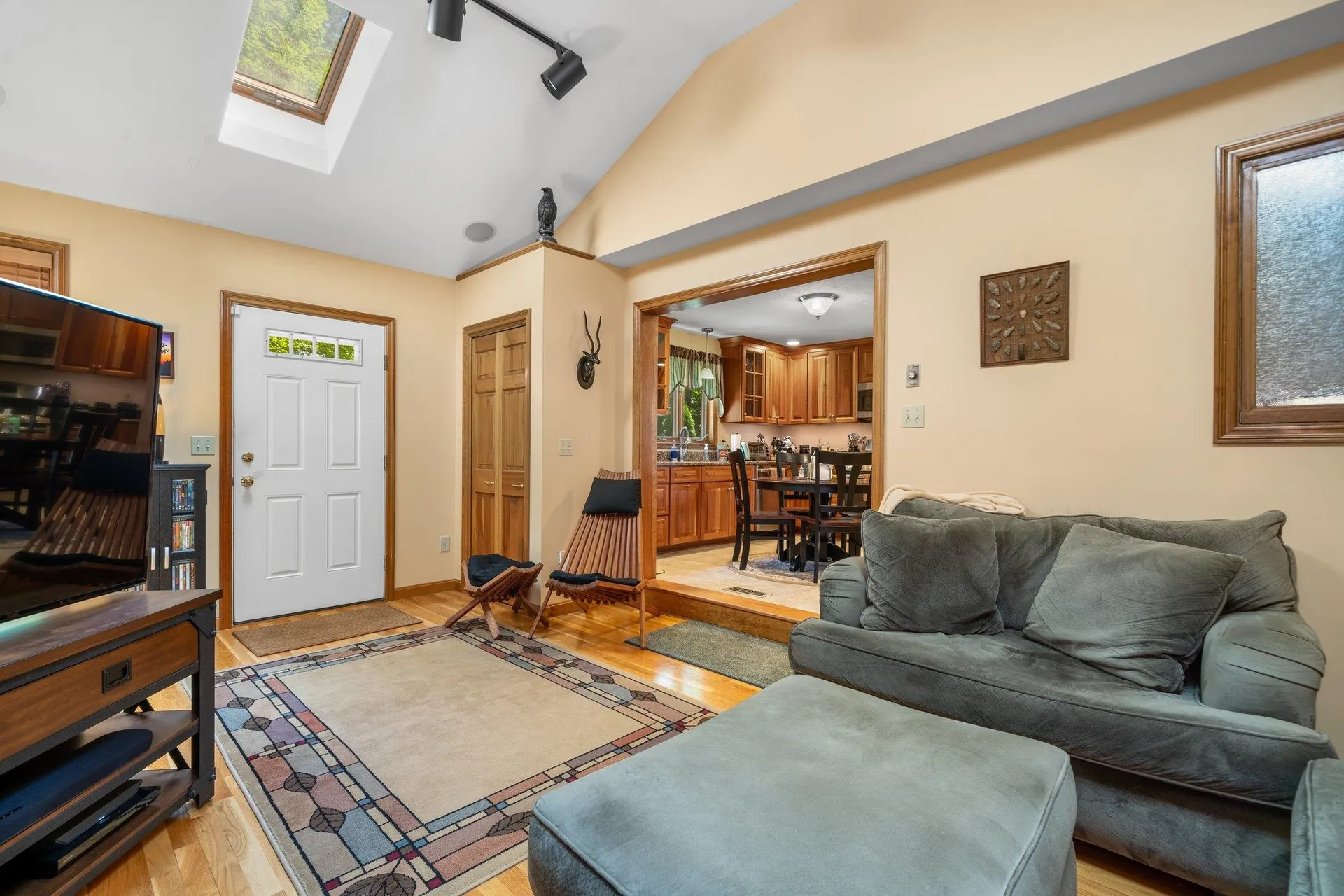 139 Barretts Hill Road Hudson NH 03051
