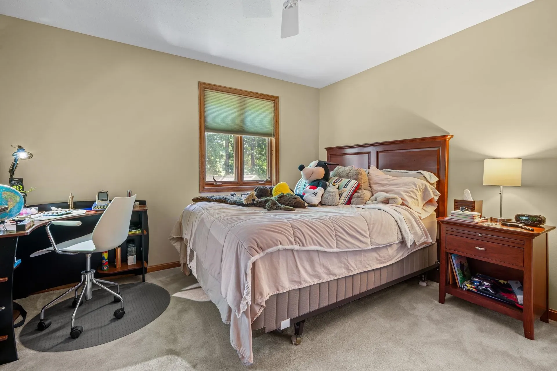 139 Barretts Hill Road Hudson NH 03051