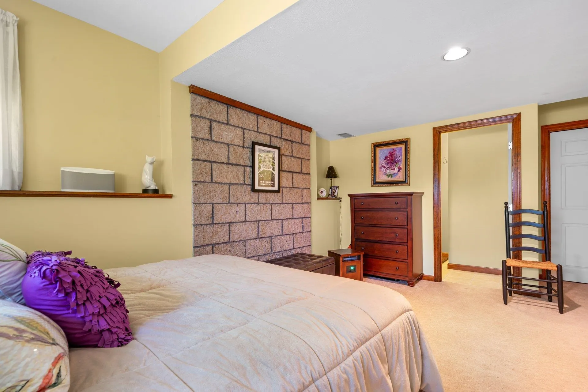 139 Barretts Hill Road Hudson NH 03051